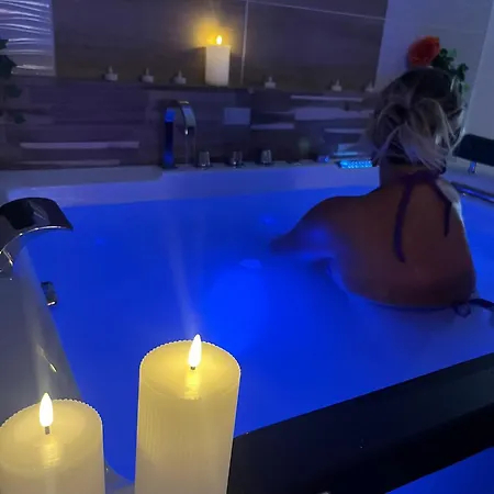 Bed & Breakfast Escale Dans Un Cocon Spa Privatif & Design, Petit Dejeuner Compris 3*