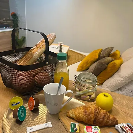 Escale Dans Un Cocon Spa Privatif & Design, Petit Dejeuner Compris Bed & Breakfast Bassee